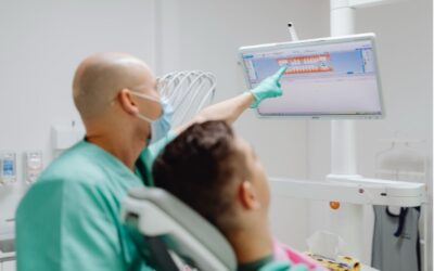 5 otázek, které se bojíte položit o fazetách, implantátech a bělení zubů
