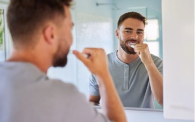 Mýty a polopravdy o čištění zubů – a jak je to doopravdy